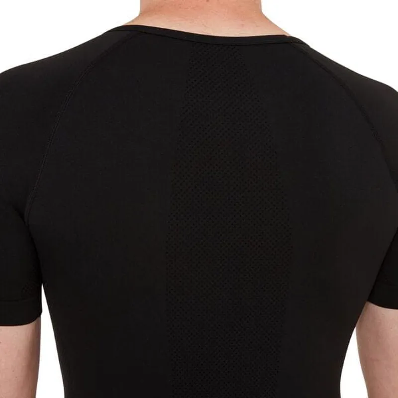 Madison Roam Isoler Mesh Short Sleeve Baselayer in Black -5